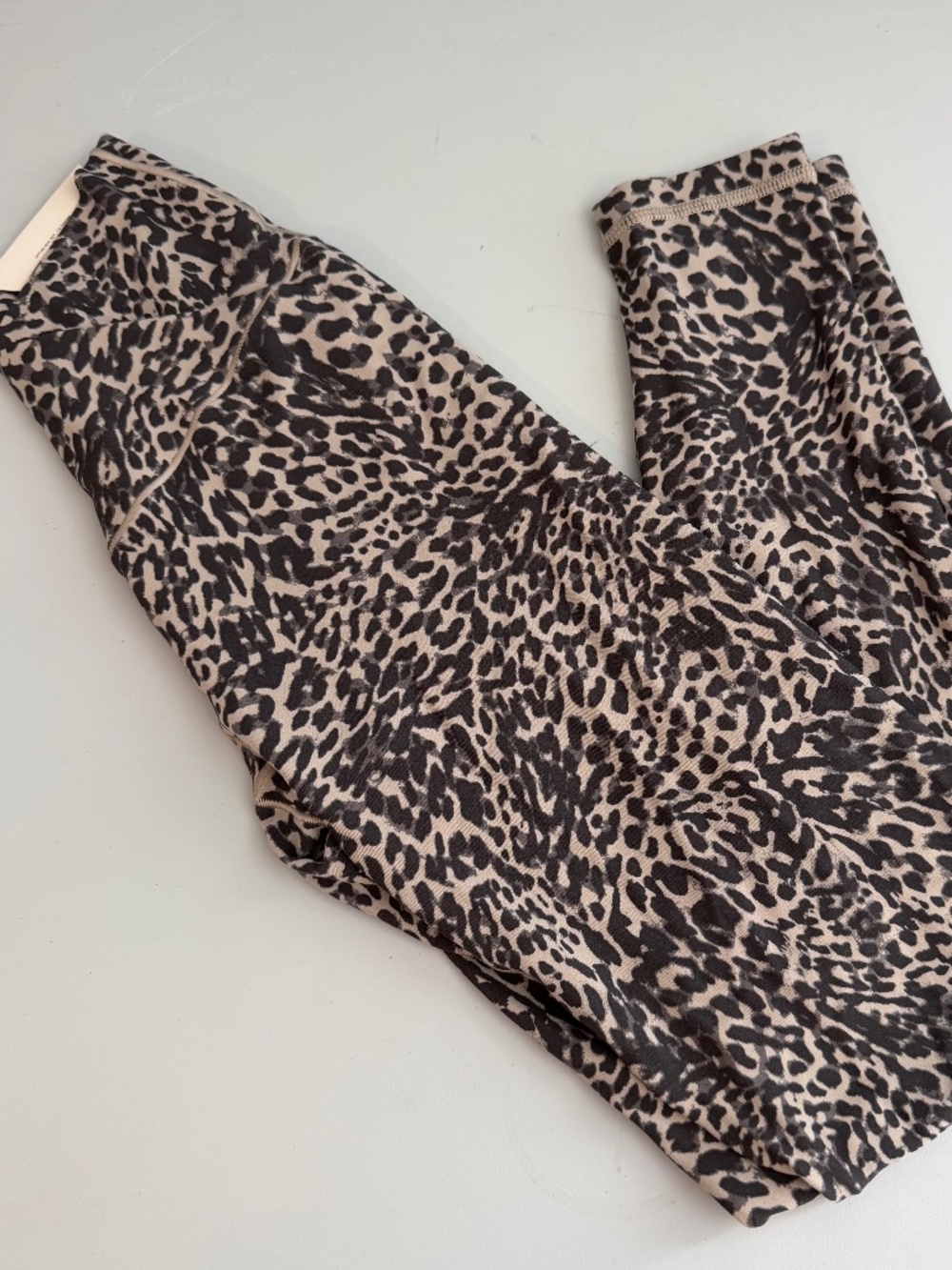 Aerie Offline Real Me 7/8 Leggings High Waisted Leopard Print Stone Size XS